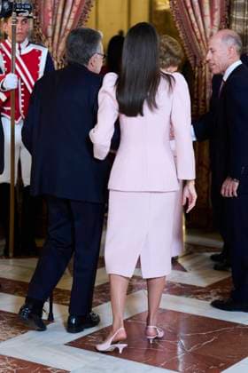 21-11-2025 Collar King Felipe and Queen Letizia and Princess Leonor and Princess Sofia attended the presentation of the Order of the Golden Fleece, Collar de la Insgigne Orden del Toison de Oro a su, at the royal palace in Madrid. No Spain Â  Copyright: xPPEx