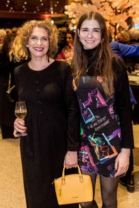 Alizé, world premiere at the Theater am Potsdamer Platz, Berlin, 20 11 2025 Heike Kloss and daughter Olivia Kloss at the Cirque du Soleil Alizé world premiere at the Berlin Theater am Potsdamer Platz on 20 11 2025 20 11 2025 in Berlin Berlin Theater am Potsdamer Platz Copyright: xJensxFinkex