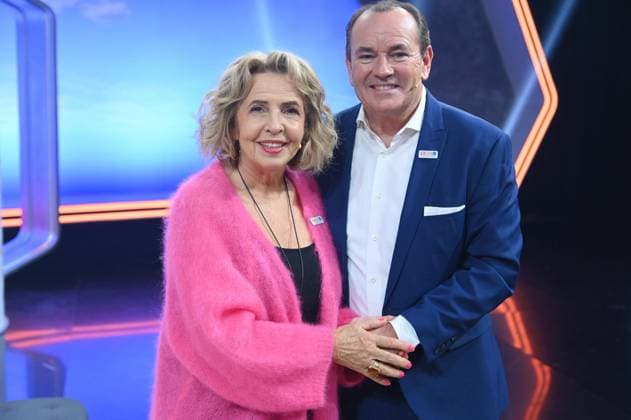 Wolfram KONS, presenter, Michaela MAY, actress, 30 RTL Spendenmarathon Wir helfen Kindern , television, 20 21 11 2025 in Huerth, Germany,