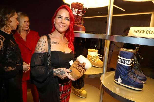 Dana Diekmeier at the 15 Alsterhaus Christmas Shopping Night 2025 at Alsterhaus Hamburg, 20 11 2025 Foto:xgbrcix xFuturexImagex christmas_shopping_5565
