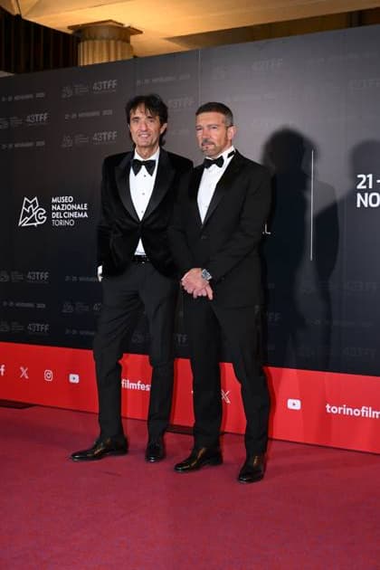 Torino Film Festival 2025, opening night - red carpet In the photo: Antonio Banderas Giulio Base  Copyright: xMaurizioxD Avanzox xipa-agency.netx xDxAvanzo Mangiarottix IPA_Agency_IPA68220787