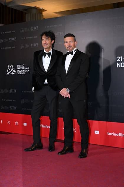 Torino Film Festival 2025, opening night - red carpet In the photo: Antonio Banderas Giulio Base  Copyright: xMaurizioxD Avanzox xipa-agency.netx xDxAvanzo Mangiarottix IPA_Agency_IPA68220791
