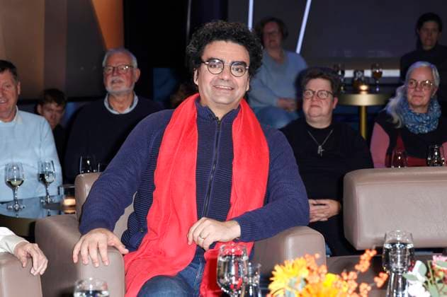 Rolando Villazon at the recording of the NDR Talk Show in the NDR television studio Lokstedt Hamburg, 21 11 2025 Foto:xH.xHartmannx xFuturexImagex ndr_talk2111_5108