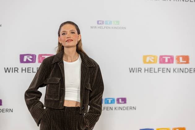 RTL Spendenmarathon in Cologne, 21 11 2025 Actress Amrei HAARDT AWZ The 30th RTL Spendenmarathon is currently running at the EMG Studios in Cologne Hürth For the first time, the anniversary will be broadcast for 30 hours Celebrity supporters accept donations for children in need live on the donation hotline Cologne Hürth North Rhine-Westphalia Germany Copyright: xBonn.digitalx