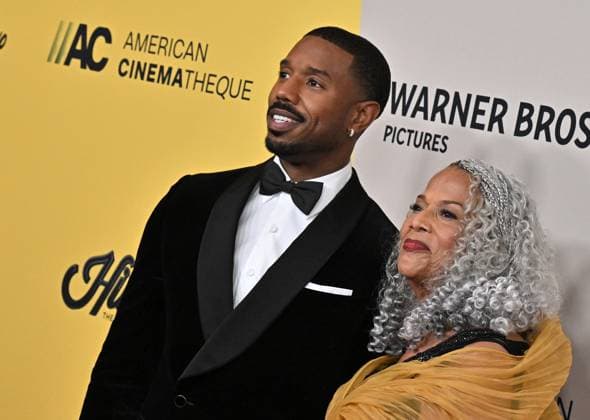 39th Annual American Cinematheque Awards Michael B. Jordan and Donna Jordan arriving to the 39th Annual American Cinematheque Awards honoring Michael B. Jordan at The Beverly Hilton on November 20, 2025 in Beverly Hills, Ca. Beverly Hills Beverly Hilton Hotel California USA Copyright: xStarbuck AFF-USA.COMx