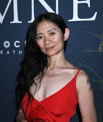 November 21, 2025, New York, Ny, United States: Chloe Zhao attends the New York Premiere of Hamnet . Held at The Whitby Hotel in New York. Zuma Press November 21, 2025. New York United States - ZUMAp281 20251121_zea_p281_015 Copyright: xPhotoxImagexPressx