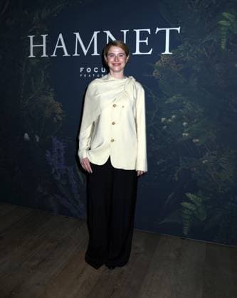 November 21, 2025, New York, Ny, United States: Jessie Buckley attends the New York Premiere of Hamnet . Held at The Whitby Hotel in New York. Zuma Press November 21, 2025. New York United States - ZUMAp281 20251121_zea_p281_033 Copyright: xPhotoxImagexPressx