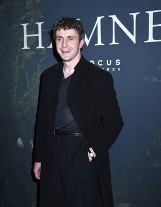 November 21, 2025, New York, Ny, United States: Paul Mescal attends the New York Premiere of Hamnet . Held at The Whitby Hotel in New York. Zuma Press November 21, 2025. New York United States - ZUMAp281 20251121_zea_p281_041 Copyright: xPhotoxImagexPressx