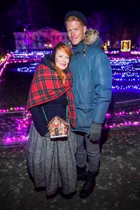 abb Enie van de Meiklokjes and Tobias Staerbo Presenter Freund as guest at the premiere Christmas at the zoo with celebrities on 21 11 2025 in Berlin Berlin Germany