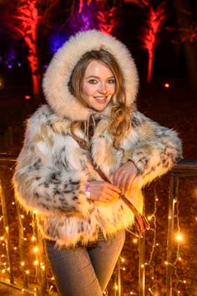 abb Marie von Bose Actress and influencer guest at the premiere Christmas at the zoo with celebrities on 21 11 2025 in Berlin Berlin Germany