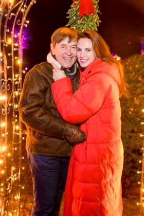 abb Klaus Fricke and Katrin Wrobel as guests at the premiere Weihnachten im Tierpark mit Promis on 21 11 2025 in Berlin Berlin Germany