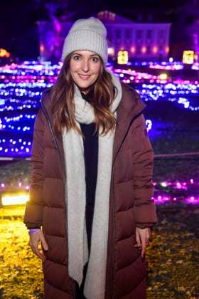 abb Johanna Klum presenter Wintermuetze as guest at the premiere Weihnachten im Tierpark with celebrities on 21 11 2025 in Berlin Berlin Germany