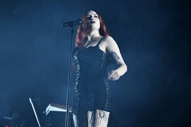 Raven Numan performing at Eventim Apollo in London LONDON, ENGLAND - NOVEMBER 21: Raven Numan performing at Eventim Apollo on November 21, 2025 in London, England. CAP MAR MAR Great Britain Copyright: xMartinxHarris CapitalxPicturesx