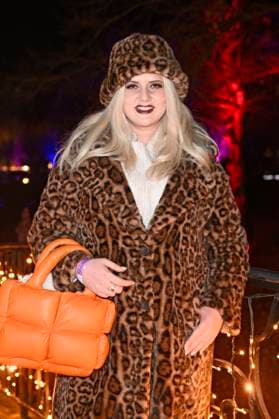 Sarah Knappik at the opening of Christmas at Tierpark 2025 at Friedrichsfelde Palace in Tierpark Berlin Berlin, 21 11 2025 Foto:xN.xKubelkax xFuturexImagex tierpark_5110