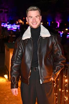 John Riot at the opening of Christmas at Tierpark 2025 at Friedrichsfelde Palace in Tierpark Berlin Berlin, 21 11 2025 Foto:xN.xKubelkax xFuturexImagex tierpark_5117