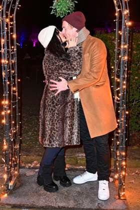 Nadja Jo Klapper and Johannes Heinrichs at the opening of Christmas at Tierpark 2025 at Friedrichsfelde Palace in Tierpark Berlin Berlin, 21 11 2025 Foto:xN.xKubelkax xFuturexImagex tierpark_5144
