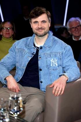 Phil Laude at the recording of the NDR Talk Show in the NDR television studio Lokstedt Hamburg, 21 11 2025 Foto:xgbrcix xFuturexImagex ndr_talk2111_5186