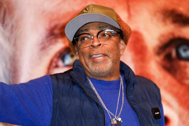 43 Turin Film Festival - Photocall TURIN, ITALY - NOVEMBER 22: Spike Lee poses at the photocall of Stella della Mole Award during the 43rd Torino Film Festival 2025 at Teatro Regio on November 22, 2025 in Turin, Italy. Photo Marco Piovanotto Abacapress.com  Copyright: xPiovanottoxMarco ABACAx