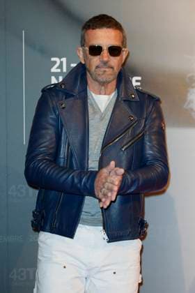 43 Turin Film Festival - Antonio Banderas at Stella della Mole Award’s photocall TURIN, ITALY - NOVEMBER 22: Antonio Banderas poses at the photocall of Stella della Mole Award during the 43rd Torino Film Festival 2025 at Teatro Regio on November 22, 2025 in Turin, Italy. Photo Marco Piovanotto Abacapress.com  Copyright: xPiovanottoxMarco ABACAx