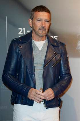 43 Turin Film Festival - Antonio Banderas at Stella della Mole Award’s photocall TURIN, ITALY - NOVEMBER 22: Antonio Banderas poses at the photocall of Stella della Mole Award during the 43rd Torino Film Festival 2025 at Teatro Regio on November 22, 2025 in Turin, Italy. Photo Marco Piovanotto Abacapress.com  Copyright: xPiovanottoxMarco ABACAx