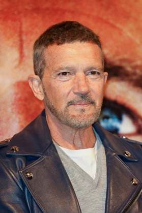 43 Turin Film Festival - Antonio Banderas at Stella della Mole Award’s photocall TURIN, ITALY - NOVEMBER 22: Antonio Banderas poses at the photocall of Stella della Mole Award during the 43rd Torino Film Festival 2025 at Teatro Regio on November 22, 2025 in Turin, Italy. Photo Marco Piovanotto Abacapress.com  Copyright: xPiovanottoxMarco ABACAx