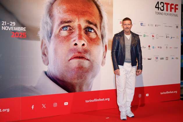 43 Turin Film Festival - Antonio Banderas at Stella della Mole Award’s photocall TURIN, ITALY - NOVEMBER 22: Antonio Banderas poses at the photocall of Stella della Mole Award during the 43rd Torino Film Festival 2025 at Teatro Regio on November 22, 2025 in Turin, Italy. Photo Marco Piovanotto Abacapress.com  Copyright: xPiovanottoxMarco ABACAx