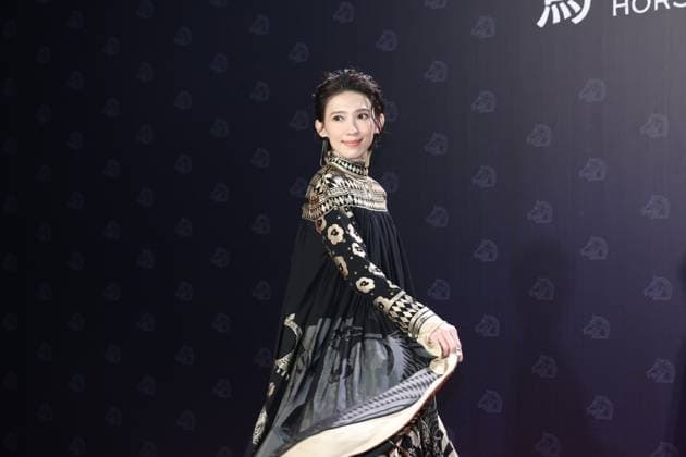 62nd Golden Horse Awards in Taipei TAIPEI, CHINA - NOVEMBER 22, 2025 - Malaysian female singer Penny Tai on the red carpet of the 62nd Golden Horse Awards in Taipei, China, on November 22, 2025. Taipei Taiwan China  Copyright: xCFOTOx i1763902250951
