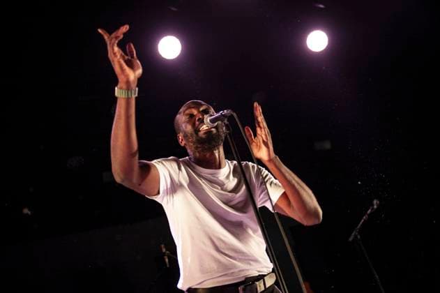 Joshua Idehen at Eventim Apollo Joshua Idehen performs at Eventim Apollo in London on 22nd November 2025, supporting Baxter Dury., Credit:Zoran Veselinovic Avalon UK, London, Eventim Apollo  Copyright: xZoranxVeselinovicx xAvalonx 1054074134
