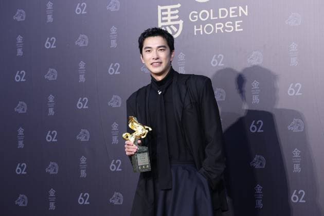 62nd Golden Horse Awards in Taipei TAIPEI, CHINA - NOVEMBER 22, 2025 - Taiwanese actor Jing-Hua Tseng won the Best Supporting Actor Award at the 62nd Golden Horse Awards in Taipei, China on November 22, 2025. Taipei Taiwan China  Copyright: xCFOTOx i1763911924954