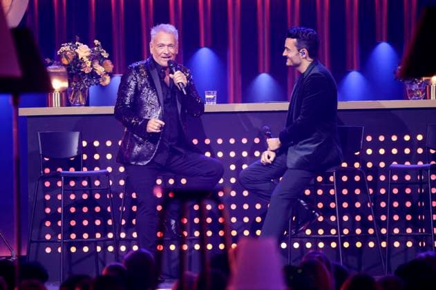 Olaf Berger and Giovanni Zarrella on the ZDF music show Die Giovanni Zarrella Show live from Messe Offenburg Offenburg, 22 11 2025 Foto:xR.xSchmiegeltx xFuturexImagex zarrella_5169