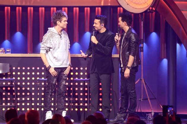 Giovanni Zarrella and the Ehrlich Brothers on the ZDF music show The Giovanni Zarrella Show live from the Offenburg Exhibition Center Offenburg, 22 11 2025 Foto:xR.xSchmiegeltx xFuturexImagex zarrella_5211