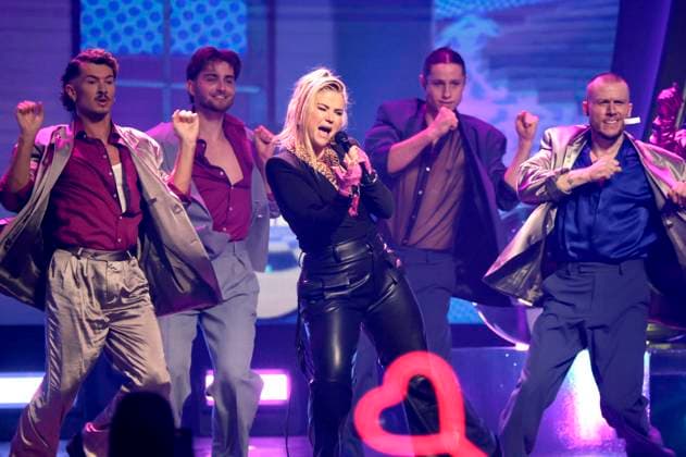 Beatrice Egli in the ZDF music show The Giovanni Zarrella Show live from the Offenburg Exhibition Center Offenburg, 22 11 2025 Foto:xR.xSchmiegeltx xFuturexImagex zarrella_5299