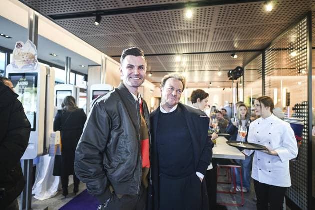 Mc Donald s reopening FOR EDITORIAL PURPOSES ONLY EDITORIAL USE ONLY p Thomas and Sandro Rath Designer at the Mc Donald s reopening on Sunday, November 23, 2025 at Eleonorastraße in Essen Rüttenscheid Germany NRW Essen Copyright VladimirxWegener Copyright: VladimirxWegener doc83dyszs1irmrft01nor ,EDITORIAL USE ONLY Copyright: VladimirxWegener