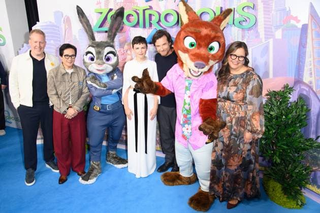 Zootropolis 2 UK Premiere Arrivals at Picturehouse Central, London, UK (L-R) - Director Jared Bush, Ke Huy Quan, Judy Hopps, Ginnifer Goodwin, Jason Bateman, Nick Wilde, Yvett Merino attends The Zootropolis 2 UK Premiere at Picturehouse Central, London, England, UK on Sunday 23 November, 2025., Credit:Justin Ng Avalon UK, England, London, Picturehouse Central Copyright: xJustinxNgx xAvalonx 1054153027