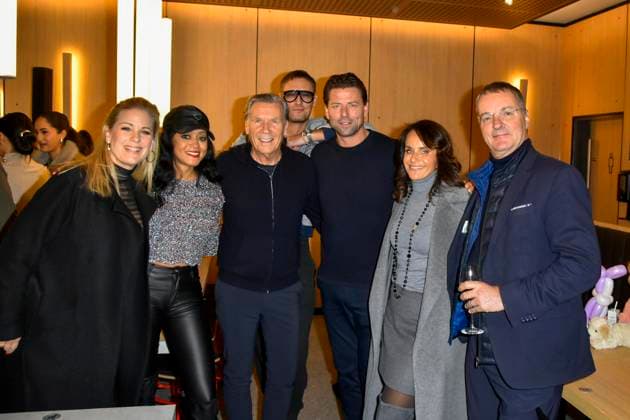 ABB Roman Weidenfeller, Christian Eigen, Sandra Eigen, Uta Boecken,Dominic Scholter, Silvia Plaß Peter Plass at the reopening of the MC Donald branch Schnell Restaurant in Essen on 23 11 2025 NRW Germany