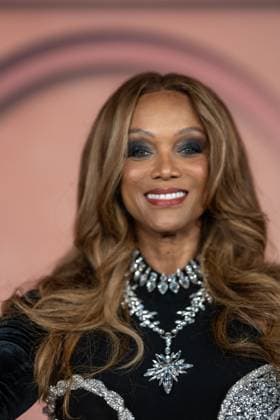 Celebs Attend Inaugural Franca Fund Gala - Doha Tyra Banks arrives to the Franca Fund Gala at the Museum of Islamic Art, in Doha, Qatar, on November 23, 2025. Photo by Balkis Press ABACAPRESS.COM Doha United Arab Emirates  Copyright: xBalkisxPress ABACAx