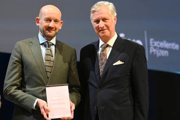 The Fund For Scientific Research Awards BRUSSELS, BELGIUM - NOVEMBER 24 : Frederic Amant ( KU Leuven ) receives the prize for Biomedical Sciences. King Philippe attends the five-yearly awards ceremony of the (National) Fund for Scientific Research (FRS-FNRS) and the Fonds Wetenschappelijk Onderzoek (FWO). These awards recognise Belgian researchers who have made a significant contribution to their field and promote the international reputation of Belgian scientific research. The disciplines covered include the humanities, social sciences, fundamental biomedical sciences, clinical biomedical sciences, fundamental exact and natural sciences, and applied sciences. The ceremony brings together representatives from the academic, scientific and in  Copyright: xBertxVanxDenxBrouckex