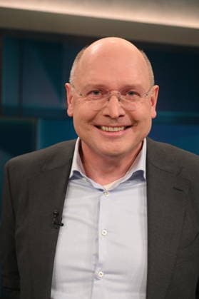 Gero Furchheim, CEO of the European industry association Ecommerce Europe, as a guest on the ARD talk show Hart aber Fair with the topic Discount battle and ordering mania What is the true price of bargains?