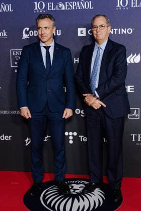 El Espanol organizes a gala to celebrate its tenth anniversary The regional minister for the Environment, Agriculture and the Interior of the Community of Madrid, Carlos Novillo i , and the president of the Madrid Assembly, Enrique Ossorio d , pose during the celebration of the 10th anniversary of El Espanol, at the Palacio de Cibeles, on November 24, 2025, in Madrid Spain The newspaper, chaired and directed by Pedro J Ramírez, commemorates its tenth anniversary with a gala attended by various political personalities to celebrate the newspapers history 24 NOVEMBER 2025 EL ESPAÑOL X ANIVERSARIO DIARIO PERIODISMO COMUNICACIÓN Carlos Lujá Madrid Madrid Espana  Copyright: xCarlosxLujanx 7123900