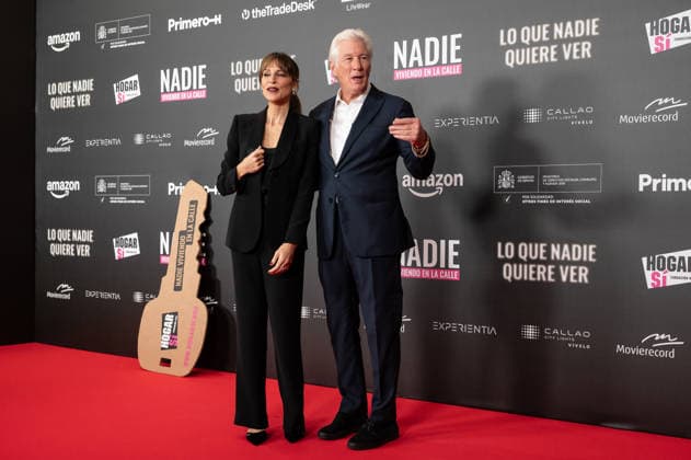 November 24, 2025, Madrid, Spain: Richard Gere and Alejandra Gere attend the Lo Que Nadie Quiere Ver premiere at the Callao cinema. Madrid Spain - ZUMAs197 20251124_aaa_s197_110 Copyright: xAtilanoxGarciax