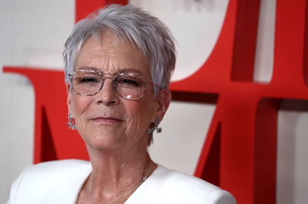 Ella McCay UK Special Screening at Picture house Central in London, UK - 24 Nov 2025 Jamie Lee Curtis attends the Ella McCay UK Special Screening at Picture house Central. London United Kingdom Copyright: xFredxDuvalx xSOPAxImagesx FD_Ella_McCay_11