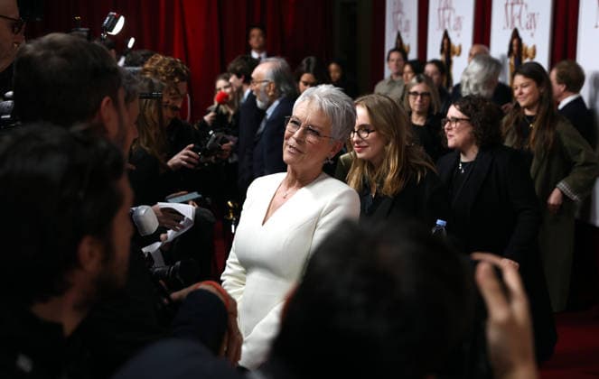 Ella McCay UK Special Screening at Picture house Central in London, UK - 24 Nov 2025 Jamie Lee Curtis attends the Ella McCay UK Special Screening at Picture house Central. London United Kingdom Copyright: xFredxDuvalx xSOPAxImagesx FD_Ella_McCay_13