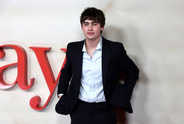 Ella McCay UK Special Screening at Picture house Central in London, UK - 24 Nov 2025 Spike Fearn attends the Ella McCay UK Special Screening at Picture house Central. London United Kingdom Copyright: xFredxDuvalx xSOPAxImagesx FD_Ella_McCay_24