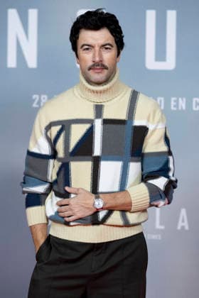 Singular Photocall in Madrid, Spain - 24 Nov 2025 Javier Rey attends the Singular Photocall at Hotel Urso in Madrid. Madrid Spain Copyright: xNachoxLopezx xSOPAxImagesx Singular_S_8