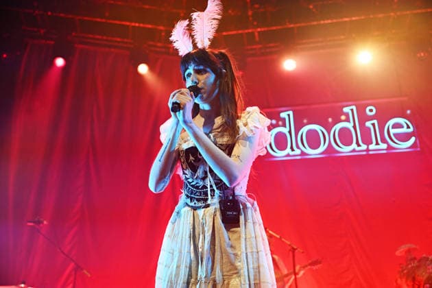 Dodie performing at Roundhouse LONDON, ENGLAND - NOVEMBER 24: Dodie (Dorothy Clark) performing at Roundhouse, Chalk Farm on November 24, 2025 in London, England. CAP MAR MAR Great Britain Copyright: xMartinxHarris CapitalxPicturesx