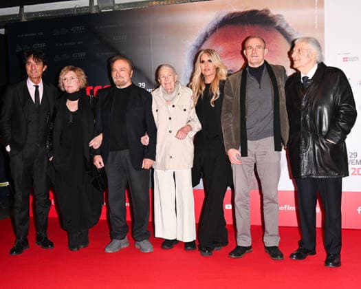 43 Turin Film Festival 2025, Day 4 - Photocall Vanessa Redgrave Star of the Mole In the photo: Vanessa Redgrave, Carlo Gabriel Nero, Giulio Base, Franco Nero, Tiziana Rocca  Copyright: xManuelexMangiarottix xipa-agency.netx xDxAvanzo Mangiarottix IPA_Agency_IPA68362025