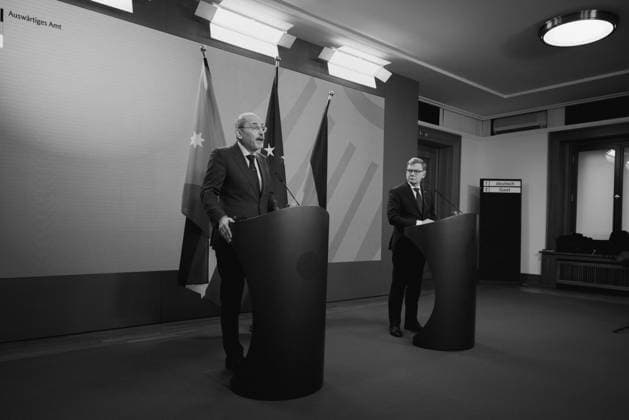 Press meeting between Foreign Minister Dr Johann Wadephul and Jordanian Foreign Minister Ayman Safadi Germany, Berlin on 25 11 2025 Foreign Minister Dr Johann Wadephul CDU receives his Jordanian counterpart Ayman Safadi at the Federal Foreign Office