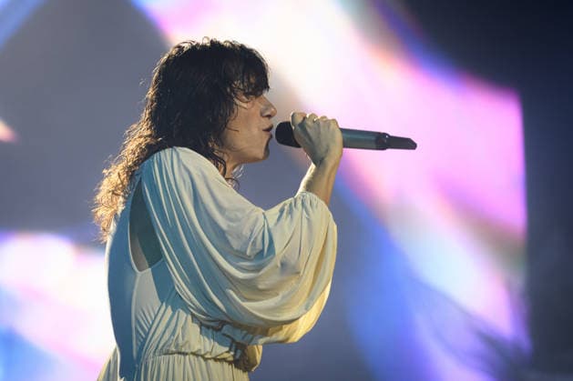 Music Concert - Elisa - Palasport 2025 Elisa performs live at concert of Palasport 2025 Tour on November 25, 2025 at Palazzo dello Sport in Rome, Italy Rome Palazzo dello Sport Italy Copyright: xRobertoxBettacchix xLiveMediax LPM_2160451