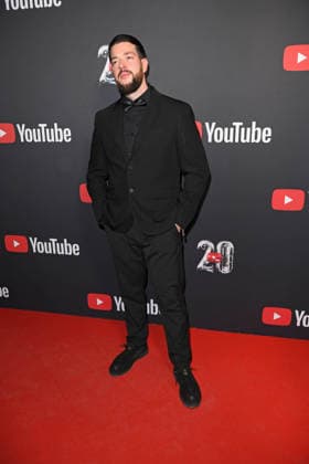 Takt32 Marco Tscheschlok on the red carpet at the YOUTUBE MUSIC AWARD DINNER at Grill Royal in Berlin on 25 11 2025