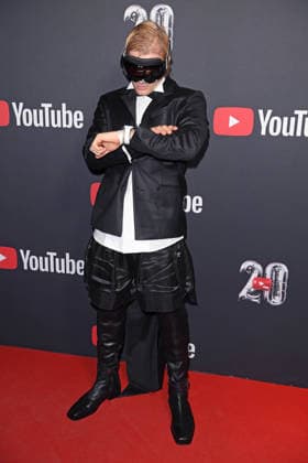 Ski Aggu August Jean Diederich on the red carpet at the YOUTUBE MUSIC AWARD DINNER at Grill Royal in Berlin on 25 11 2025